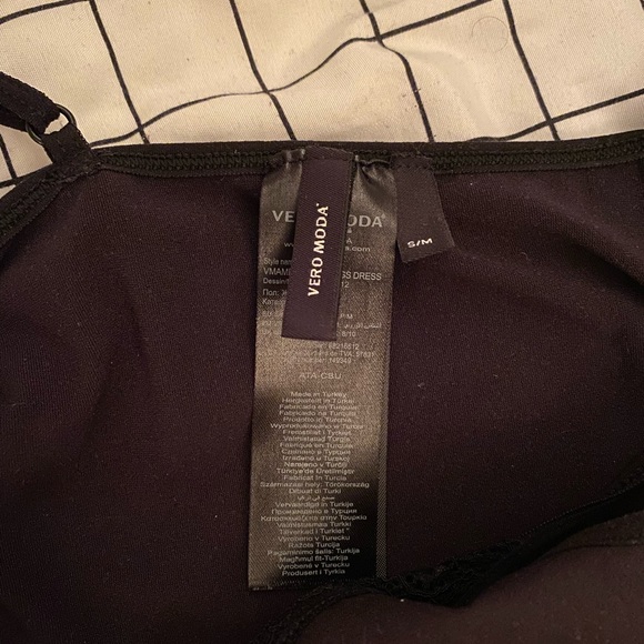 Vero Moda Amelia Seamless Dress - Picture 3 of 3